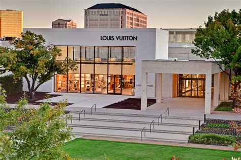 north star mall louis vuitton